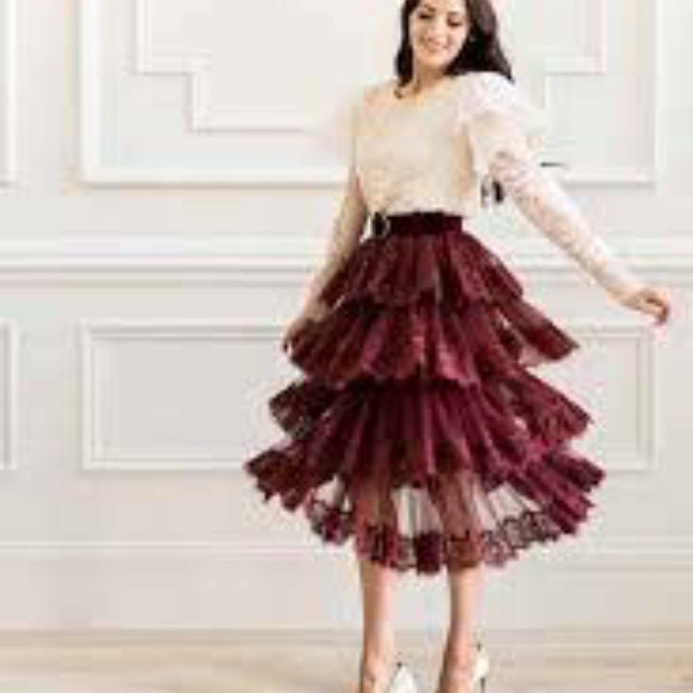 Rachel Parcell Burgundy Lace Tiered Skirt - Picture 7 of 8